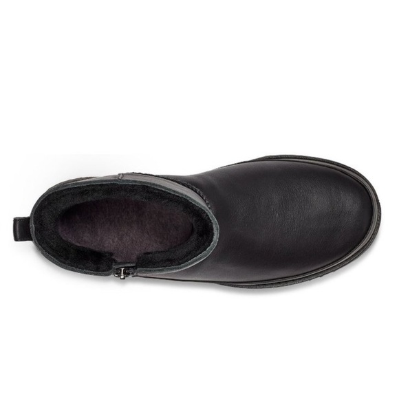 UGG Women's Classic Zip Mini Black Pre-loved - Picture 8 of 17